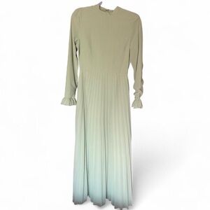 Elegant Green Pleated Dress